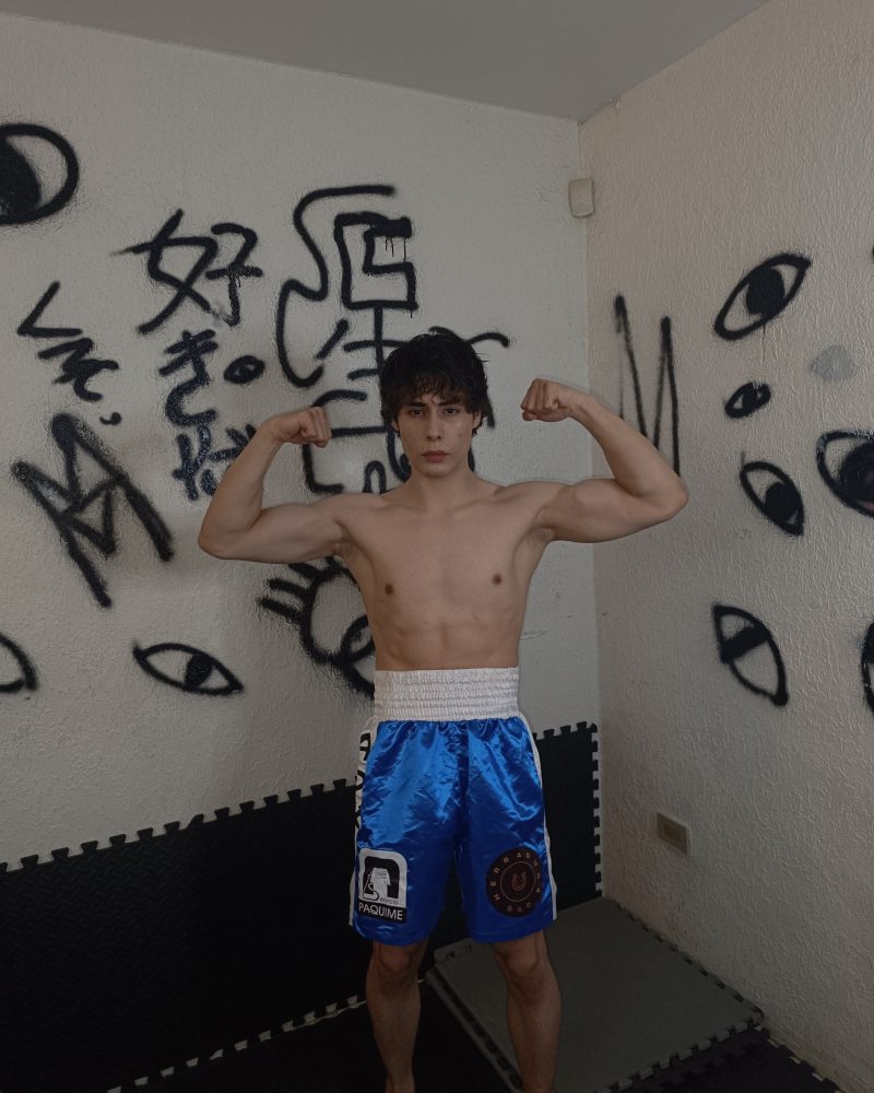 Ari "El monstruo" Valenzuela, combat athlete represented by RING KONG MGMT